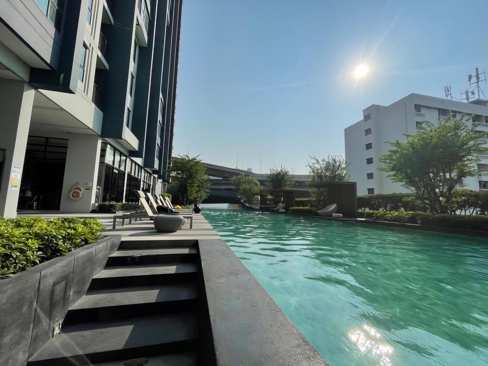 Apartment The Base - Rama 9 By Sumaq Bangkok